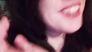 My Tinder Match Likes it When I Gag, He Made me Make my Pussy Squirt on Snapchat Should we Fuck IRL?