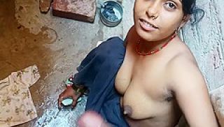 Sexy Wife In Aaj Bhi Maine Apni Biwi Ki Washroom Main Gaand Ki Chudai Anal Fuckiing Hot Housewife Ho